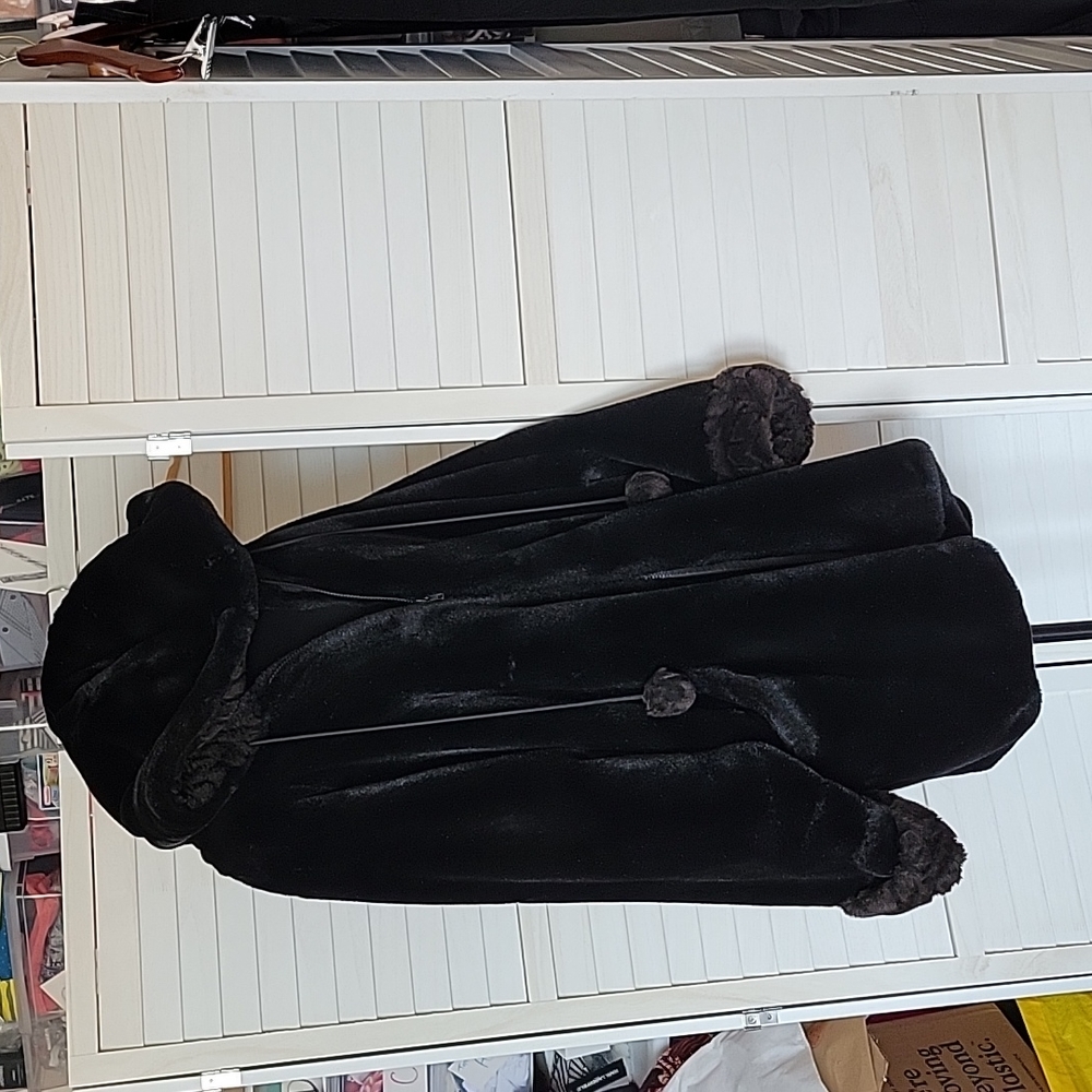 Furrrocious Faux Fur Coat - Picture 2 of 10